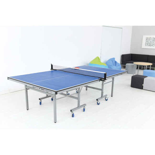 Lauatennise laud ratasteL